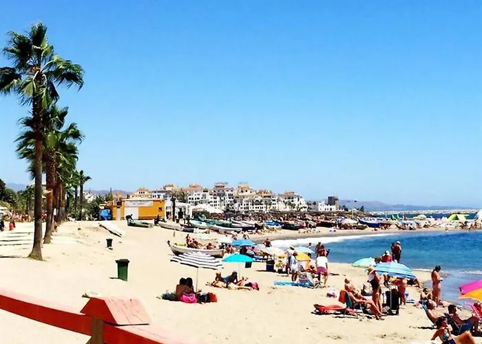 Apartman Beachside Luxury 2 Bedroom Apartment, Puerto Banus Marbella