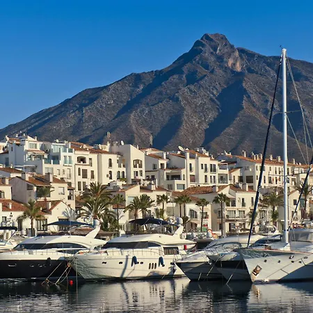 Apartman Beachside Luxury 2 Bedroom Apartment, Puerto Banus Marbella